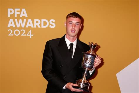 pfa young player of the year odds